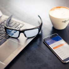 Load image into Gallery viewer, Propeaq Light Therapy Glasses